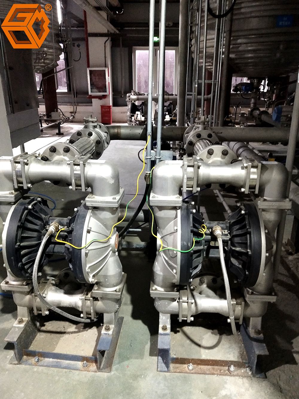 安全高效，一泵當(dāng)先！邊鋒隔膜泵化工原液解決方案